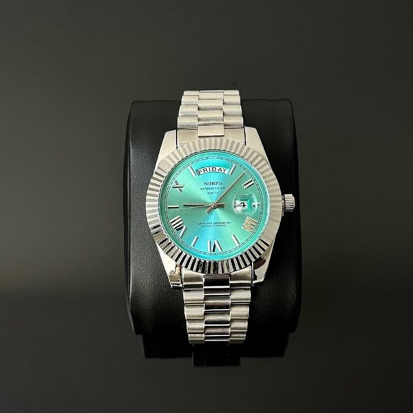 A Dial That Moves With The Light